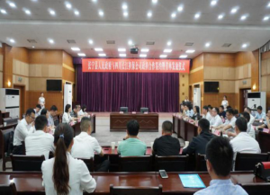 长宁县人民政府与公司举行“政担”合作签约暨首单发放仪式